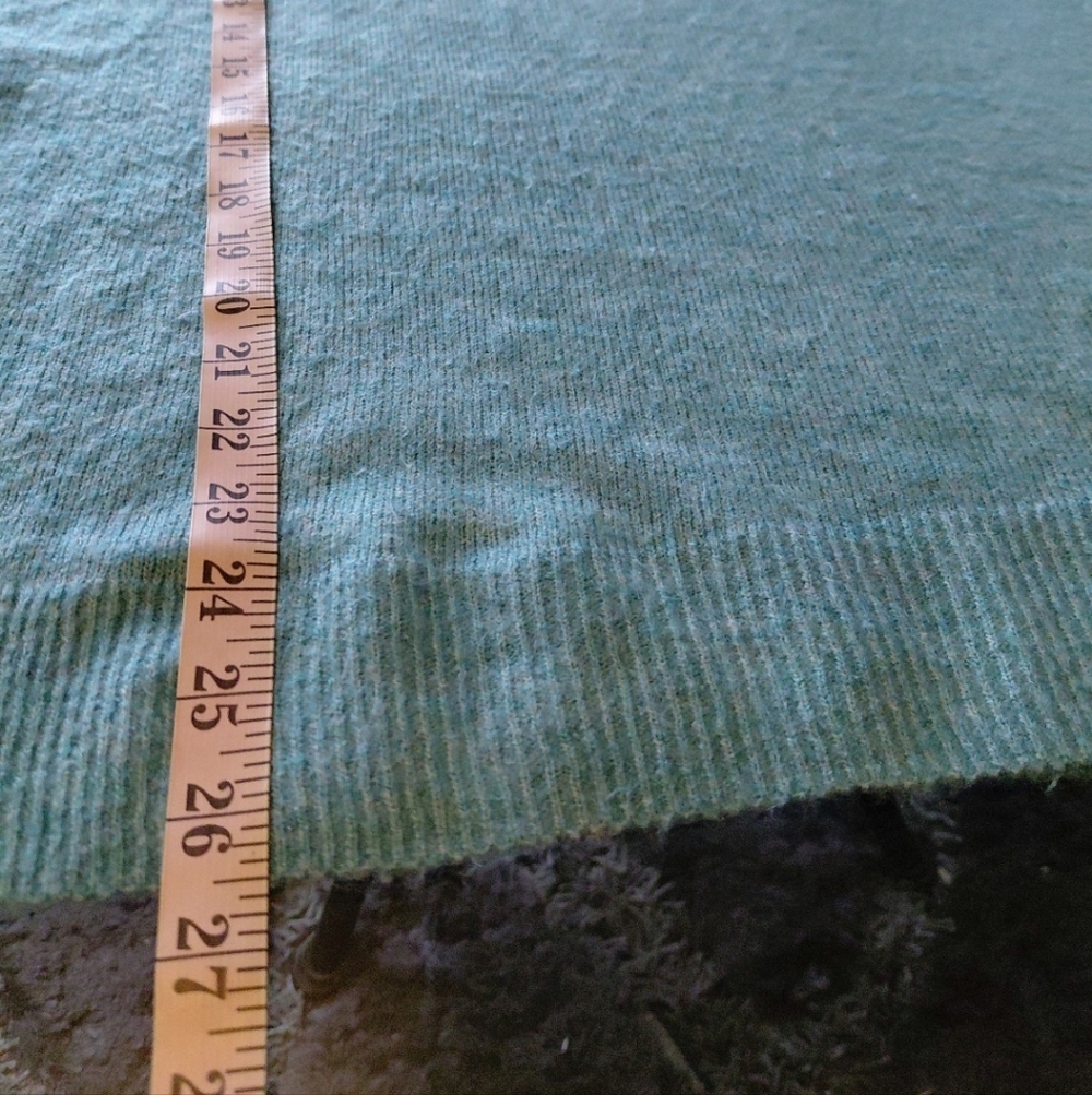 Gap Women's Blue/ Green Knit Sweater Size S - Picture 9 of 9